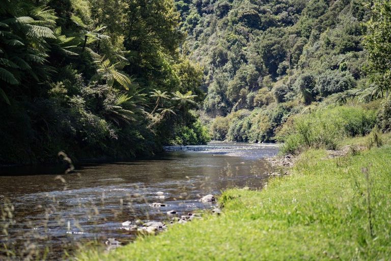 Photo of property in 506 Pakihi Road, Toatoa, Opotiki, 3197