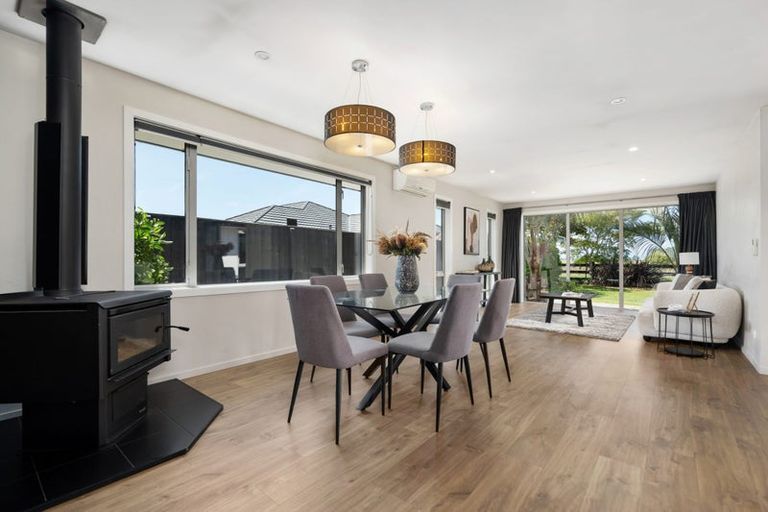 Photo of property in 40 Brockelbank Drive, Kaiapoi, 7630