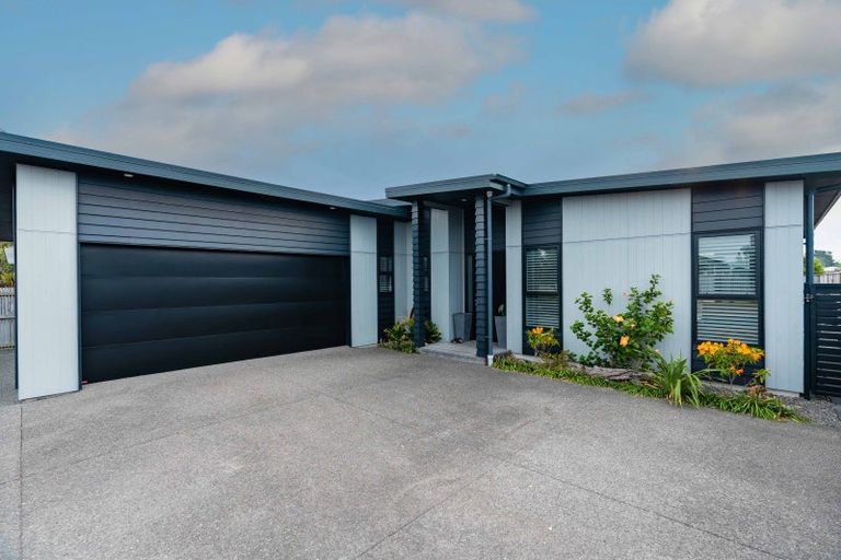 Photo of property in 130 Coast Boulevard, Papamoa Beach, Papamoa, 3118