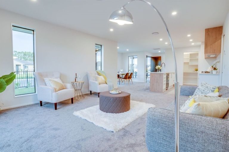 Photo of property in 32 Stationmasters Way, Prebbleton, 7604