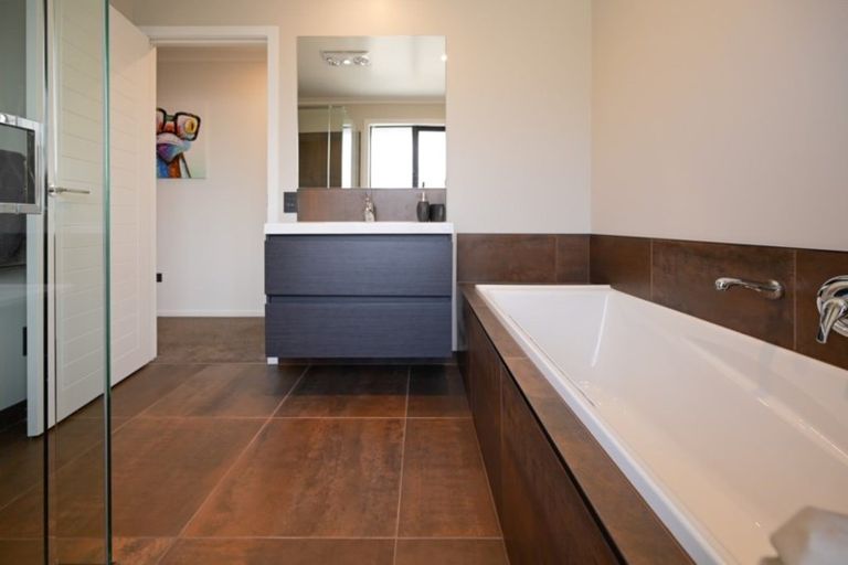 Photo of property in 48 Berryfield Drive, Richmond, 7020