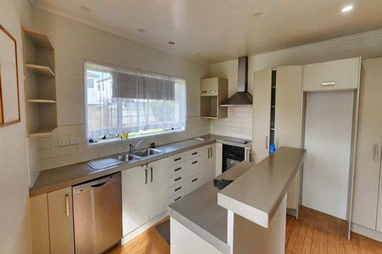 Photo of property in 34 Regent Street, Papatoetoe, Auckland, 2025