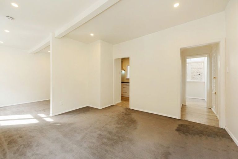 Photo of property in 249 Tinakori Road, Thorndon, Wellington, 6011