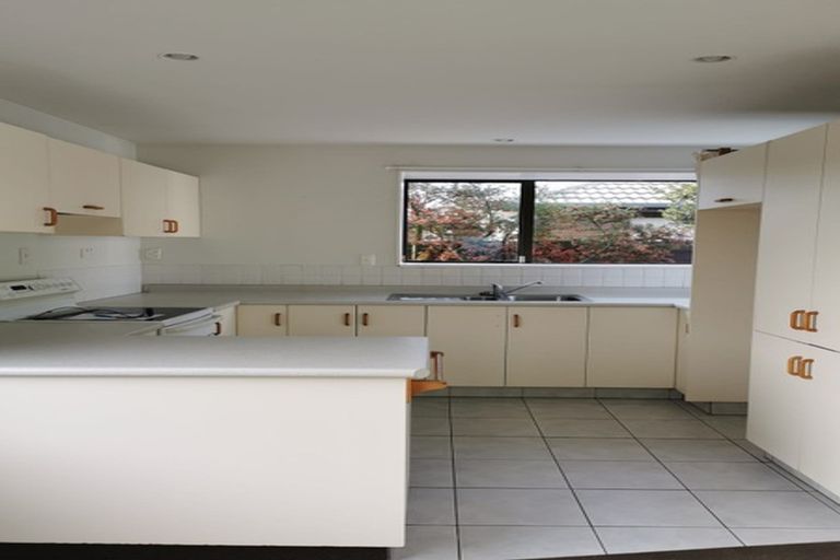 Photo of property in 2/469 Bower Avenue, Parklands, Christchurch, 8083