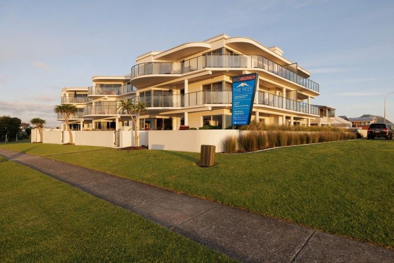 Photo of property in 208/178 Marine Parade, Mount Maunganui, 3116