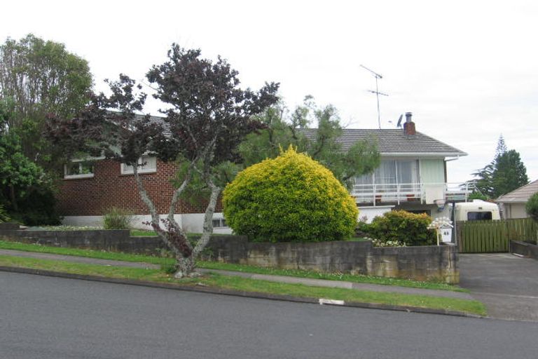 Photo of property in 43 Riverhills Avenue, Pakuranga Heights, Auckland, 2010