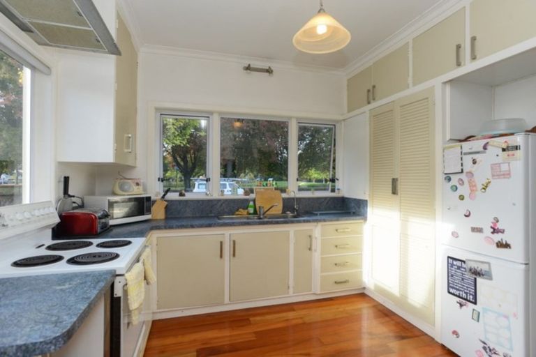 Photo of property in 1002 Sylvan Road, Mayfair, Hastings, 4122