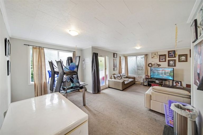 Photo of property in 47 Wickman Way, Mangere East, Auckland, 2024