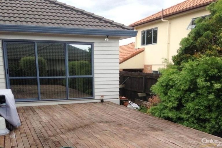 Photo of property in 36 Point View Drive, East Tamaki Heights, Auckland, 2016