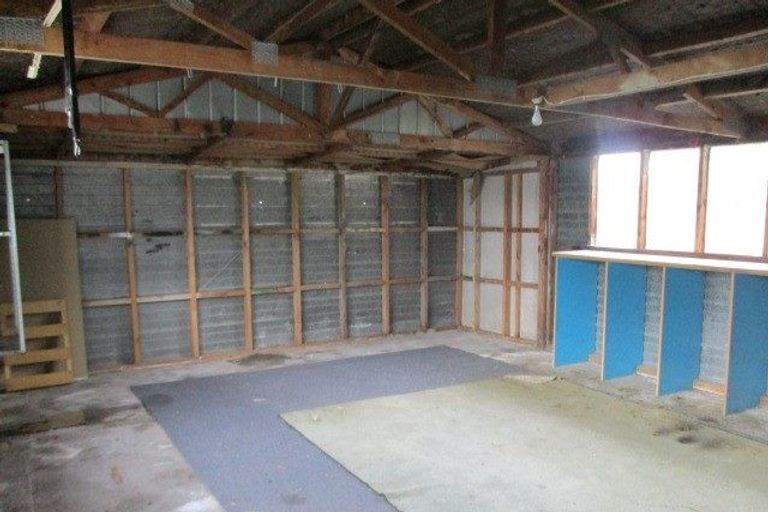 Photo of property in 12 Fenruss Street, Fairy Springs, Rotorua, 3015