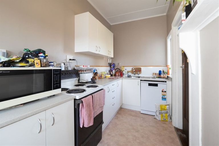 Photo of property in 12 Oxford Street, Hampstead, Ashburton, 7700