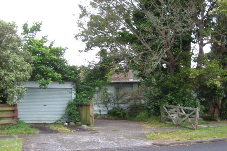Photo of property in 1 Childs Avenue, Pukekohe, 2120
