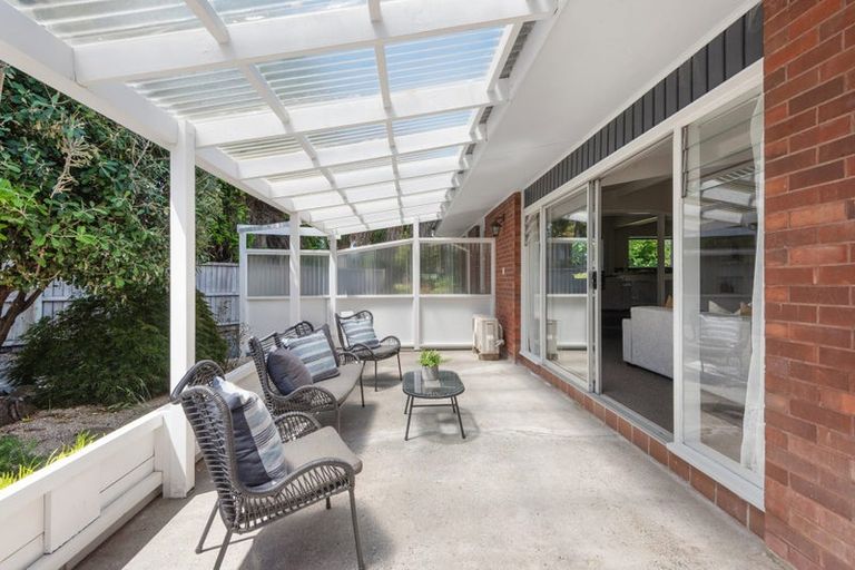 Photo of property in 1/27 Tuirau Place, Ilam, Christchurch, 8041