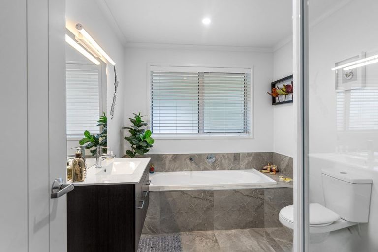 Photo of property in 7c Rylstone Way, Te Kauwhata, 3710