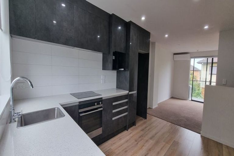 Photo of property in 37 Marumaru Lane, Manurewa, Auckland, 2102