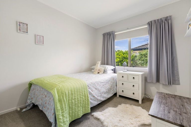 Photo of property in 25 Corinth Grove, Papamoa Beach, Papamoa, 3118