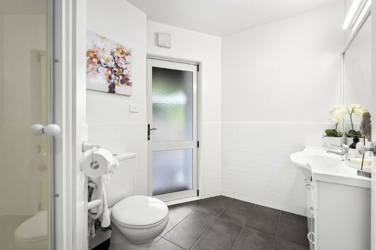 Photo of property in 63 Fitzwilliam Drive, Torbay, Auckland, 0630