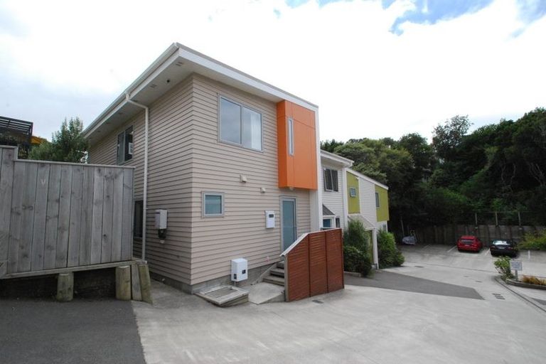 Photo of property in 1/2 Chelmsford Street, Ngaio, Wellington, 6035