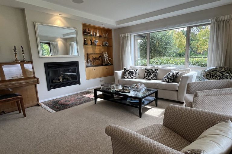 Photo of property in 15 John Paterson Drive, Halswell, Christchurch, 8025