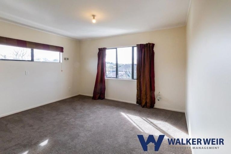 Photo of property in 2/2 Elwood Place, Ellerslie, Auckland, 1051