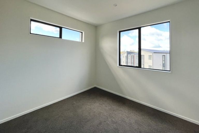 Photo of property in 1/25 Jabuka Street, Glen Eden, Auckland, 0602
