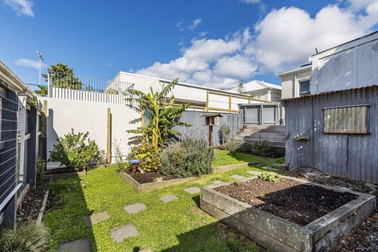 Photo of property in 295 Rintoul Street, Berhampore, Wellington, 6023