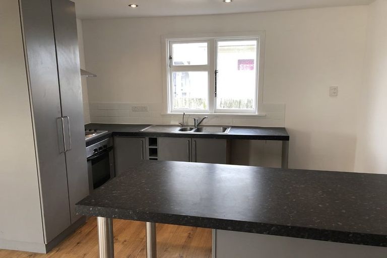 Photo of property in 116 Bower Avenue, New Brighton, Christchurch, 8083