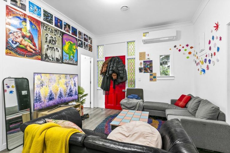 Photo of property in 31 Devon Street, Aro Valley, Wellington, 6021