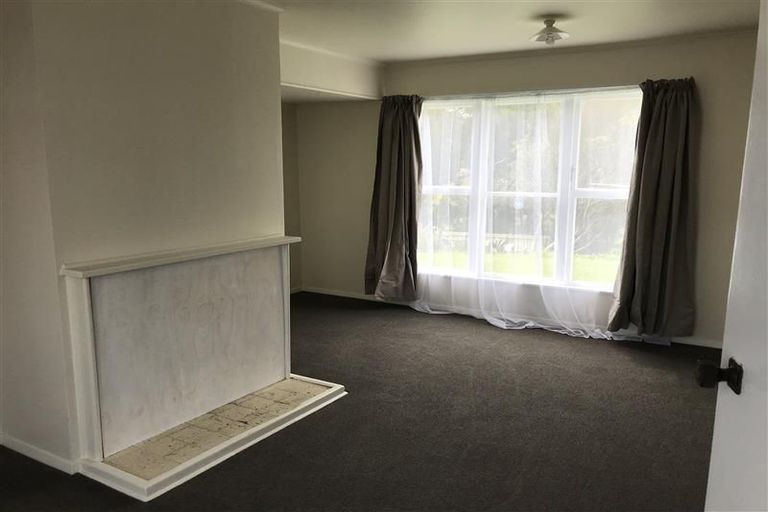 Photo of property in 27-33 Cheshire Street, Cannons Creek, Porirua, 5024