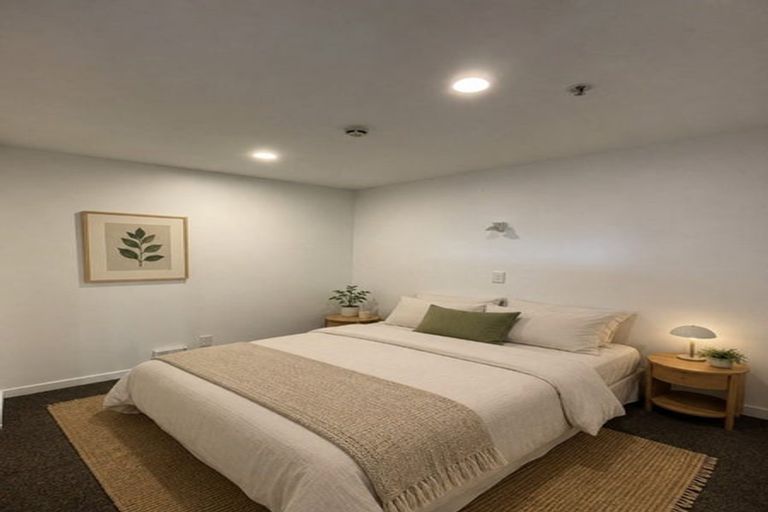 Photo of property in Terrace Heights Apartments, 5e/163 The Terrace, Wellington Central, Wellington, 6011