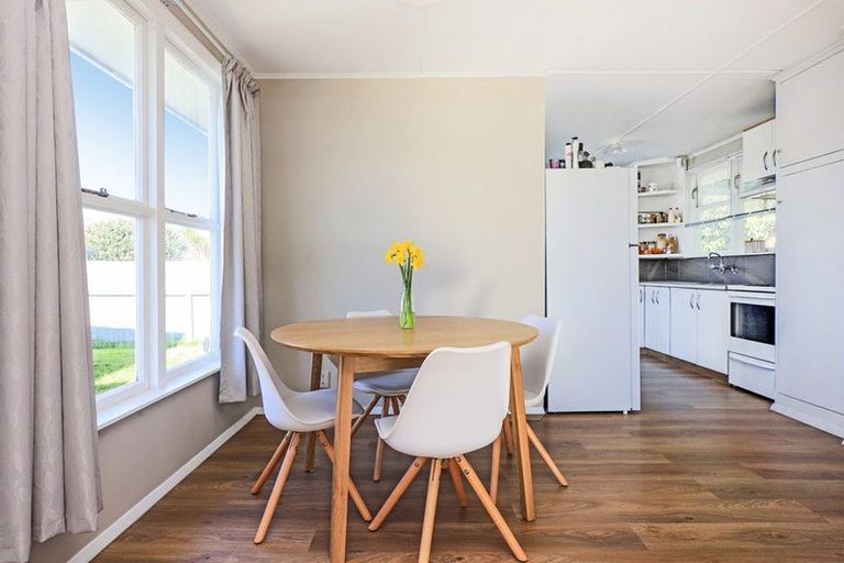 Photo of property in 75 Lipscombe Crescent, Havelock North, 4130