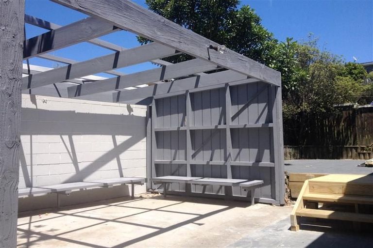 Photo of property in 11 Tanoa Place, Glendene, Auckland, 0602