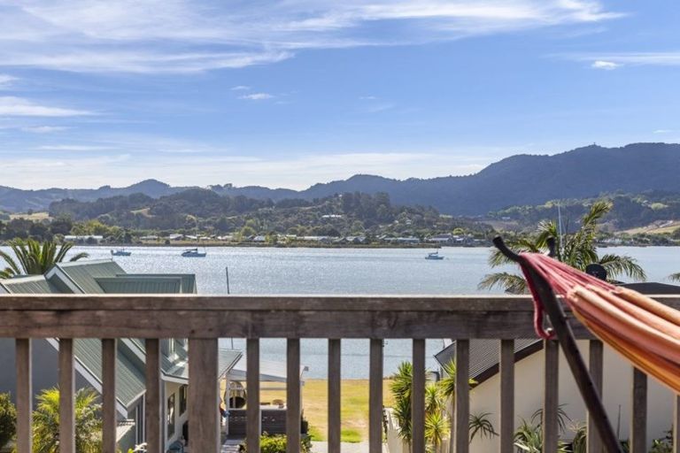 Photo of property in 12 North West Anchorage, Omaha, 0986