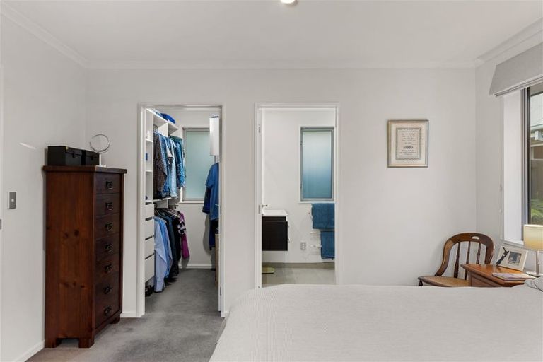 Photo of property in 4 Millpark Place, Northwood, Christchurch, 8051