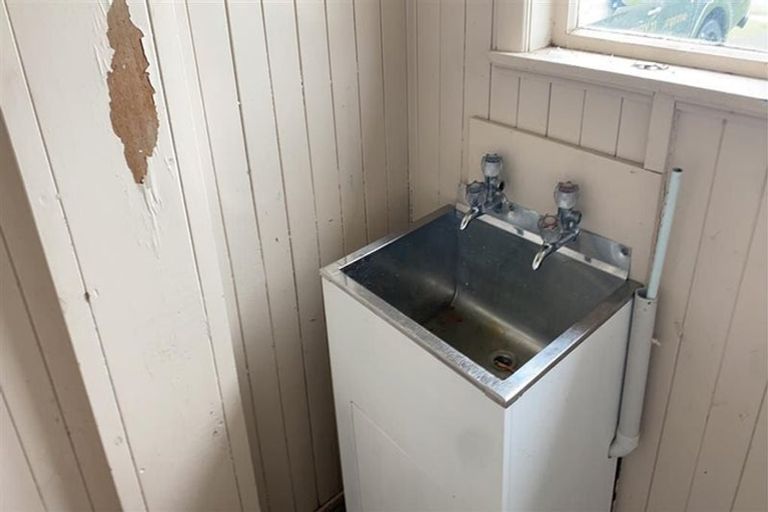 Photo of property in 8 Armstrong Street, Huntly, 3700