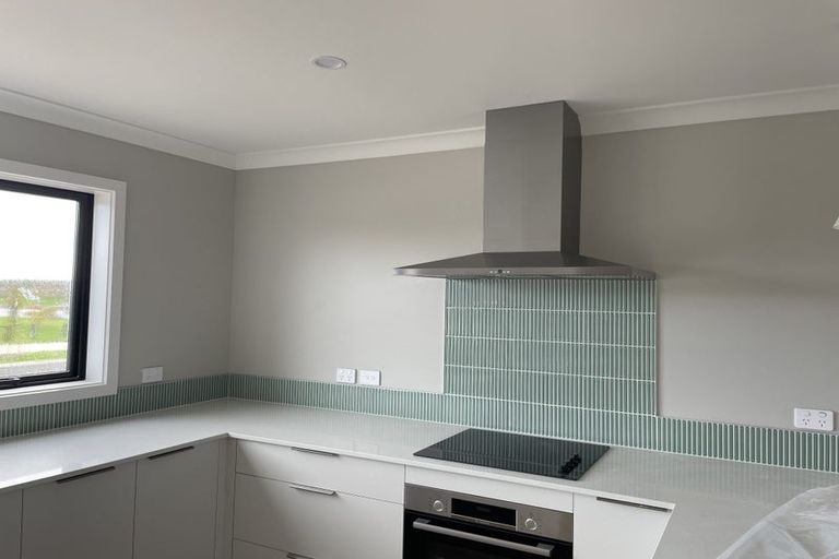 Photo of property in 34 Isobel Hodgson Drive, Cambridge, 3434