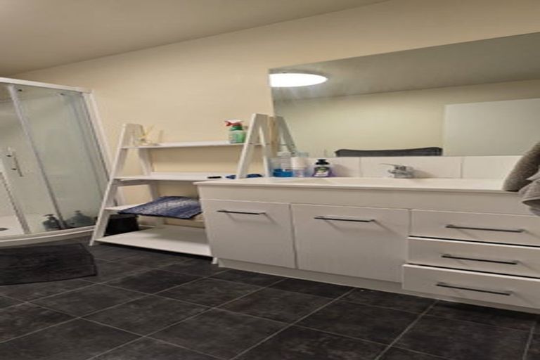 Photo of property in 59 Pirie Street, Mount Victoria, Wellington, 6011