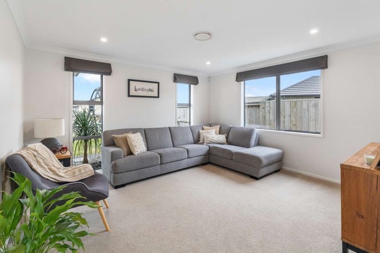 Photo of property in 20 Batty Street, Papamoa Beach, Papamoa, 3118