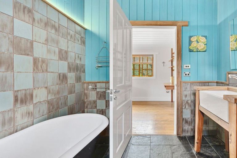 Photo of property in 124 Horseshoe Bend Drive, Albert Town, Wanaka, 9382