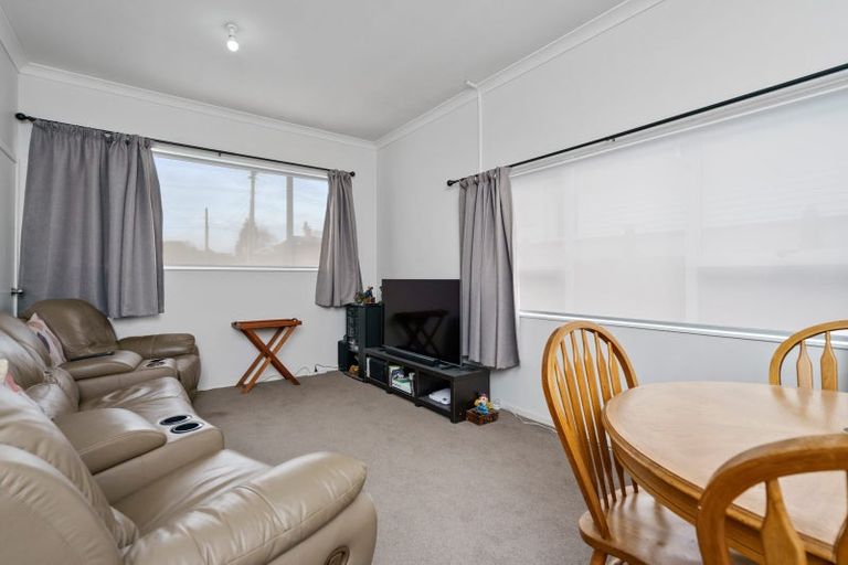 Photo of property in 24 Burns Street, Leamington, Cambridge, 3432