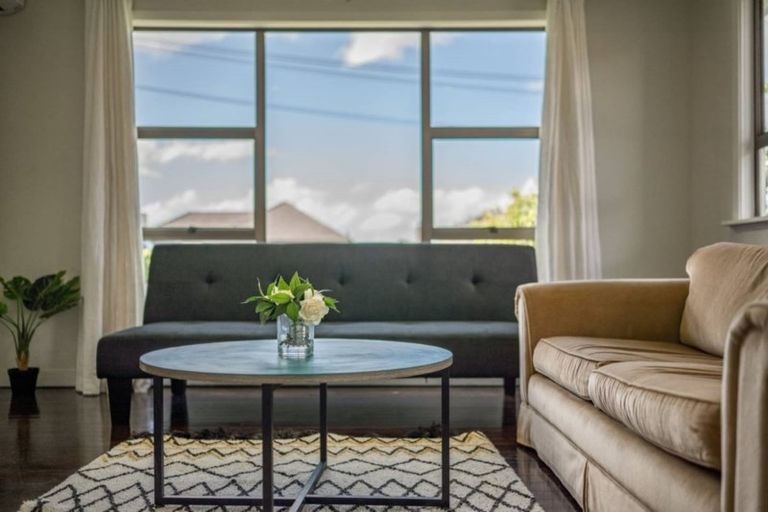 Photo of property in 46 Bleakhouse Road, Howick, Auckland, 2014