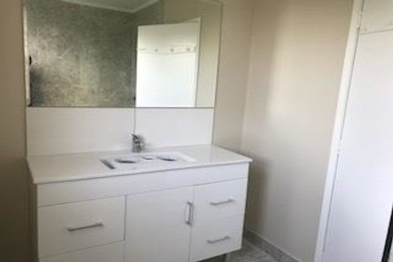 Photo of property in 44 Wordsworth Road, Manurewa, Auckland, 2102