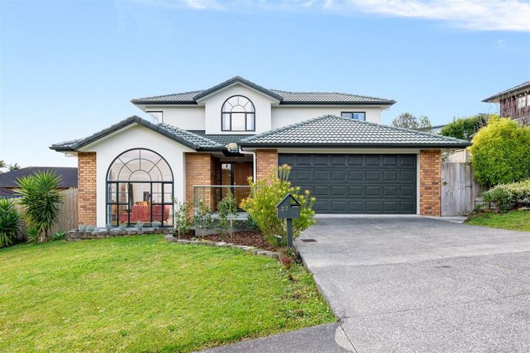 Photo of property in 27 Toledo Avenue, Henderson, Auckland, 0612