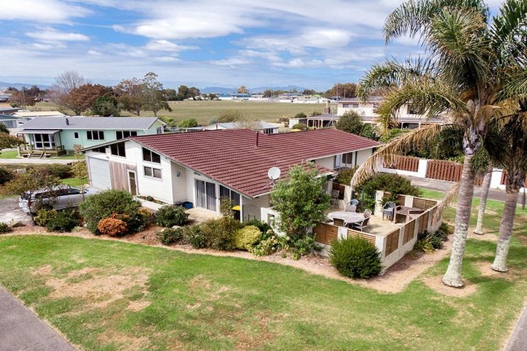 Photo of property in 43 Mahana Road, Ngatea, 3503