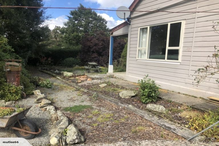 Photo of property in 49 Blaydon Street, Waikaia, 9778