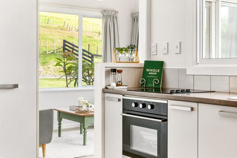 Photo of property in 28 Sandford Road, Ruakaka, Whangarei, 0171