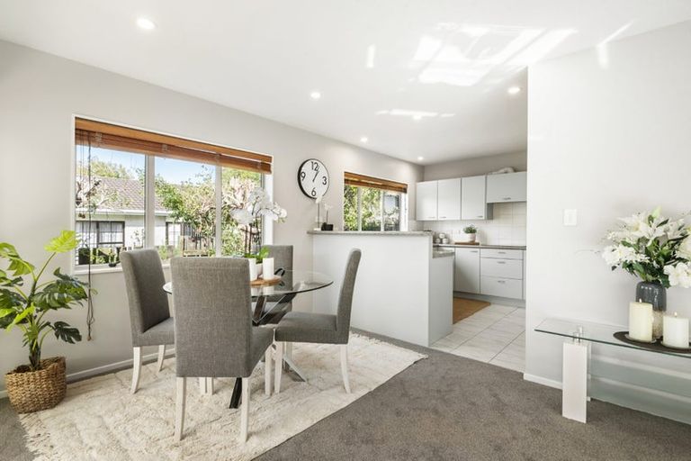 Photo of property in 1/137 Nile Road, Milford, Auckland, 0620