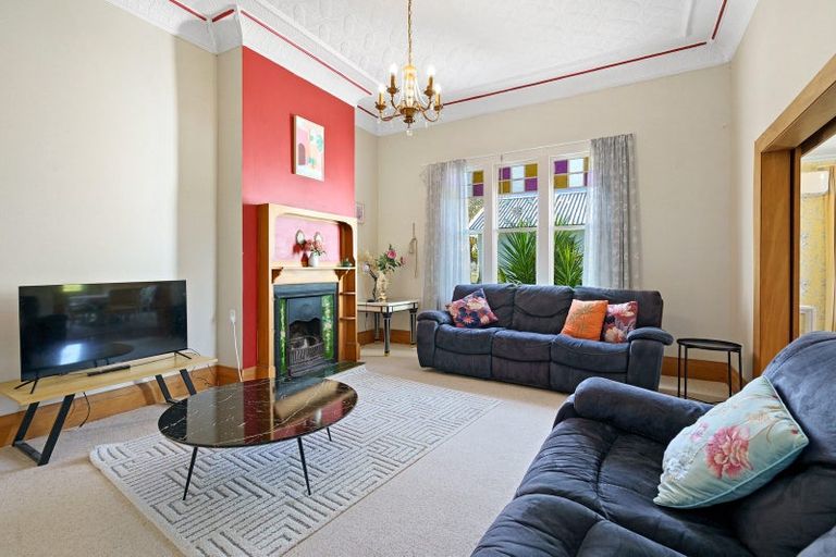 Photo of property in 41 Queen Street, Cambridge, 3434