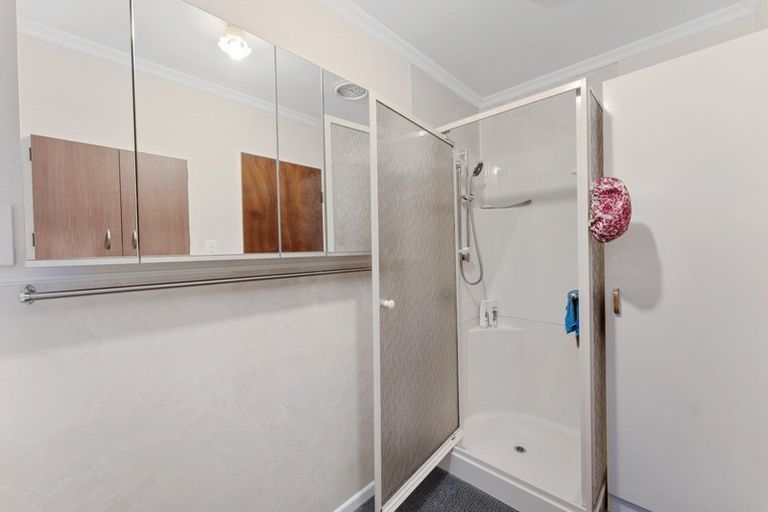 Photo of property in 14 Sackville Street, Fitzroy, New Plymouth, 4312