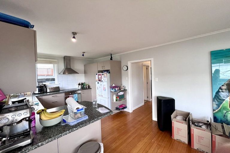 Photo of property in 1/7 Gordon Avenue, Forrest Hill, Auckland, 0620